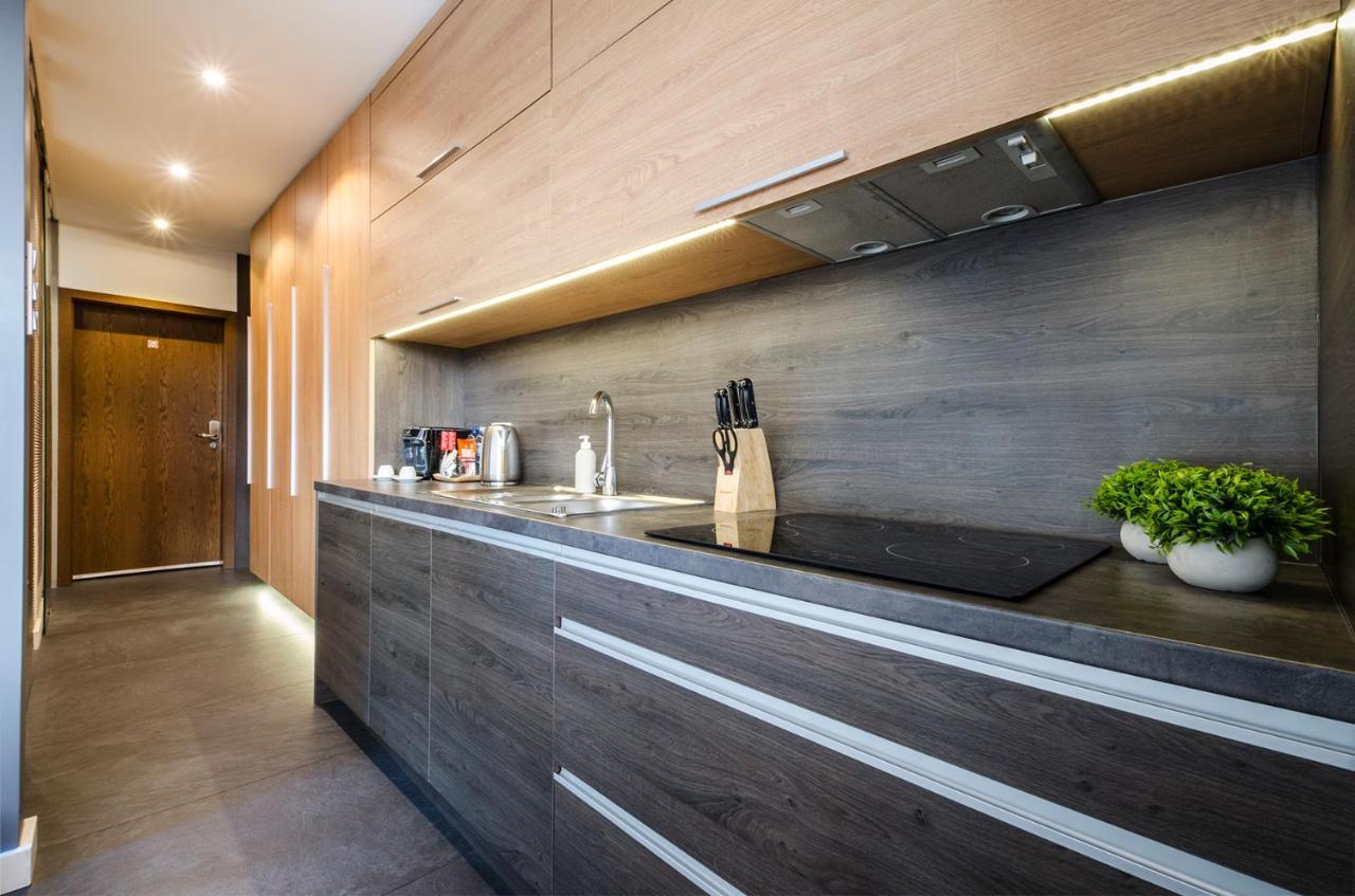 Lupoapartments Z Jacuzzi Pole Dance Leczycka 29 Klimatyzacja Parking Dostep Na Kod Łódź Exterior foto