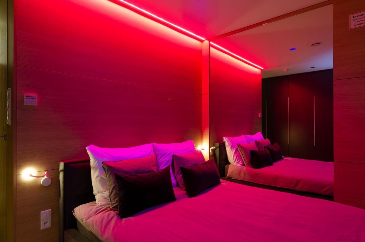 Lupoapartments Z Jacuzzi Pole Dance Leczycka 29 Klimatyzacja Parking Dostep Na Kod Łódź Quarto foto