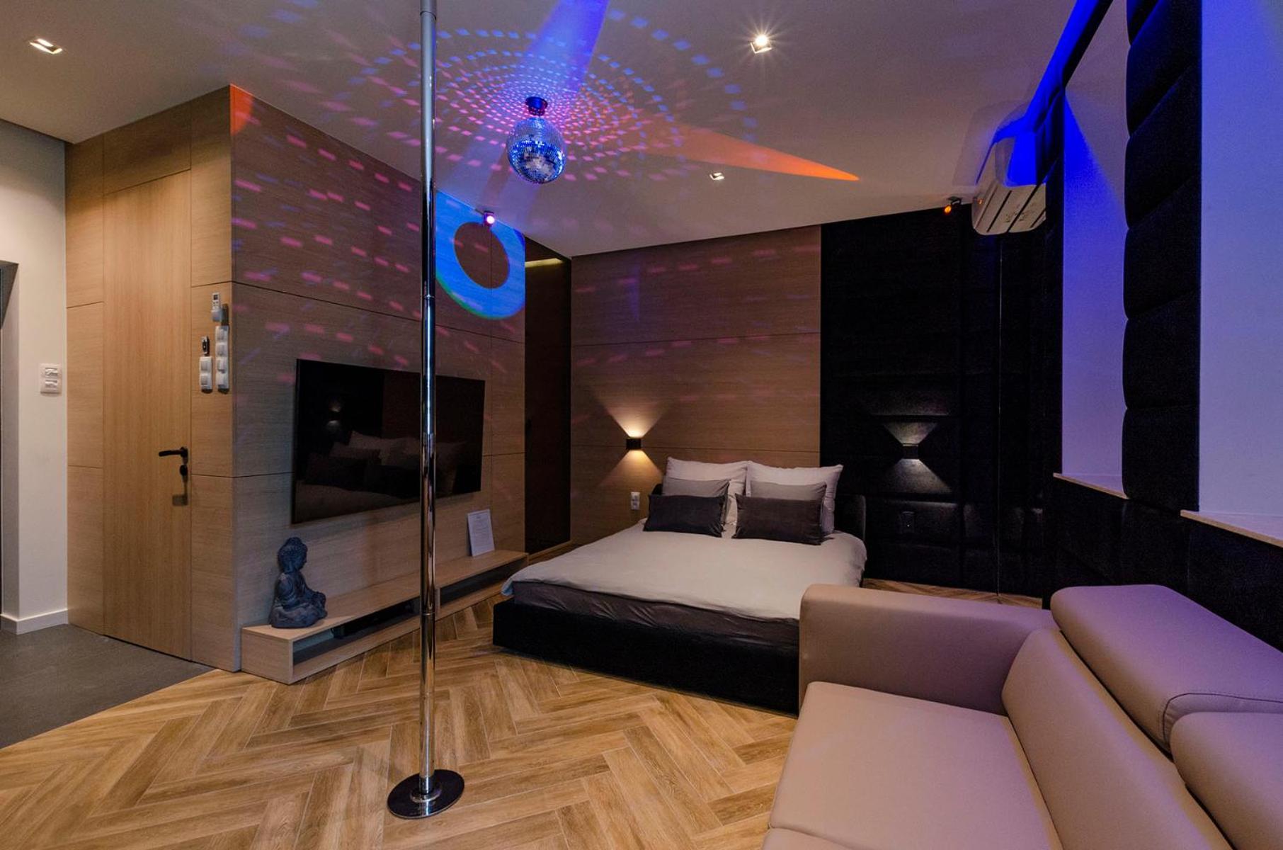 Lupoapartments Z Jacuzzi Pole Dance Leczycka 29 Klimatyzacja Parking Dostep Na Kod Łódź Quarto foto